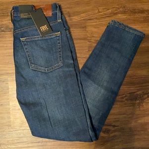 BNWT FRYE jeans